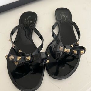 Valentino Black Bow Flip Flops sandals rubber Rockstud thong